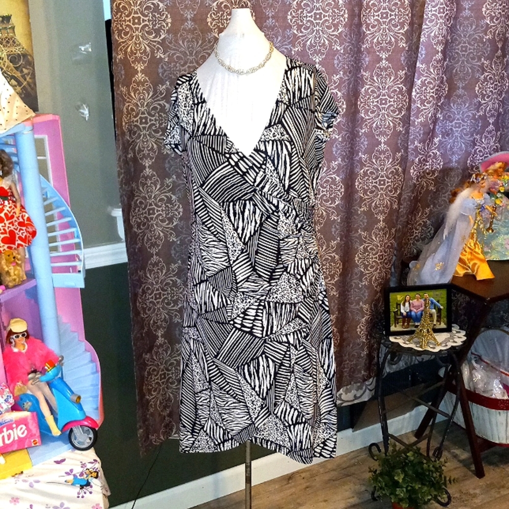 Cap sleeve dress
